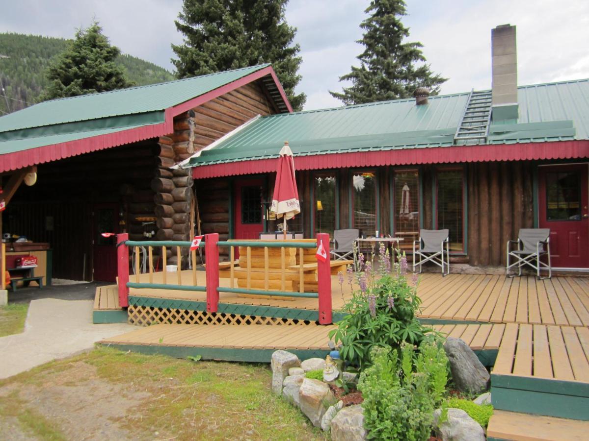 Summit River Lodge & Campsites Valemount Buitenkant foto
