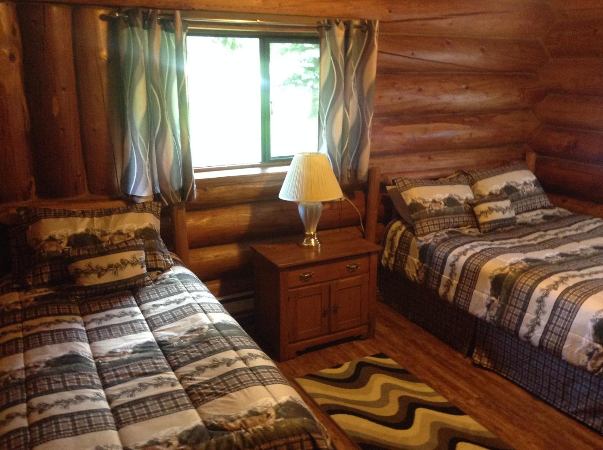 Summit River Lodge & Campsites Valemount Buitenkant foto